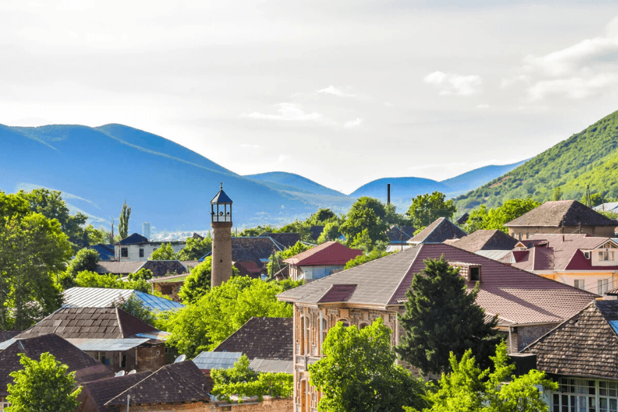Şəki – Azərbaycanın tarixi və mədəni şəhəri